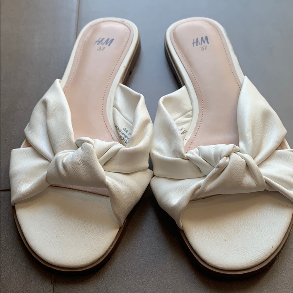 H&M white slides - Picture 2 of 4
